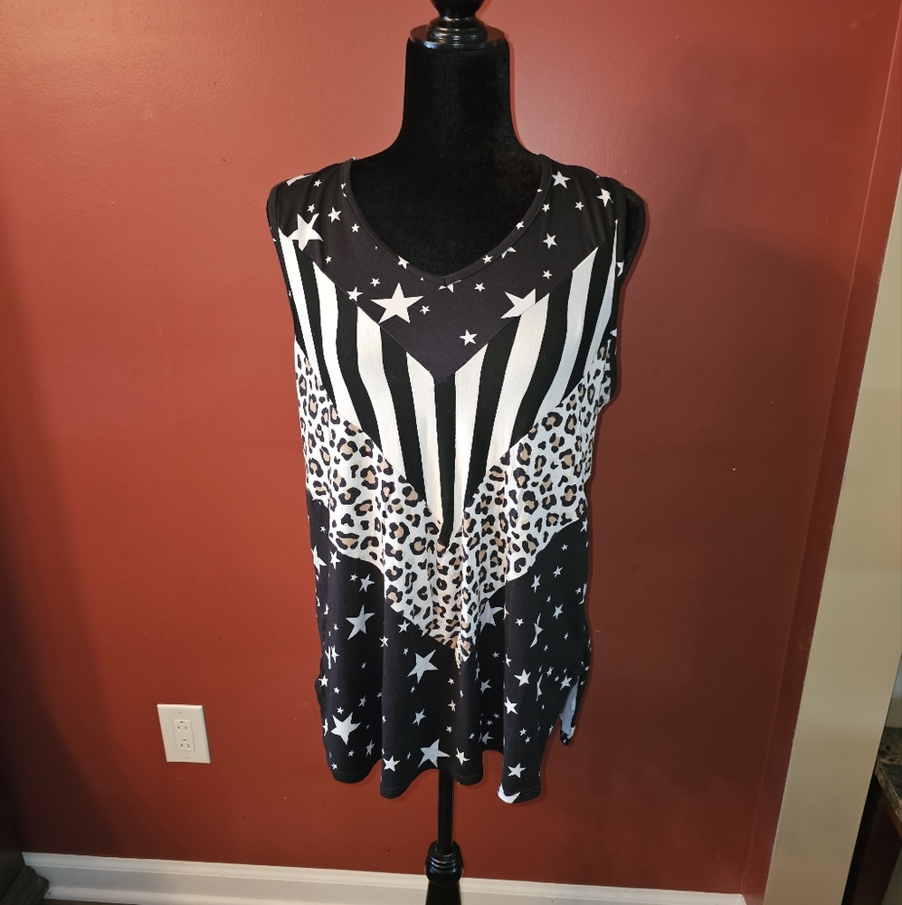 Sz 1XL Blumin stars & leopard ultra soft tank top